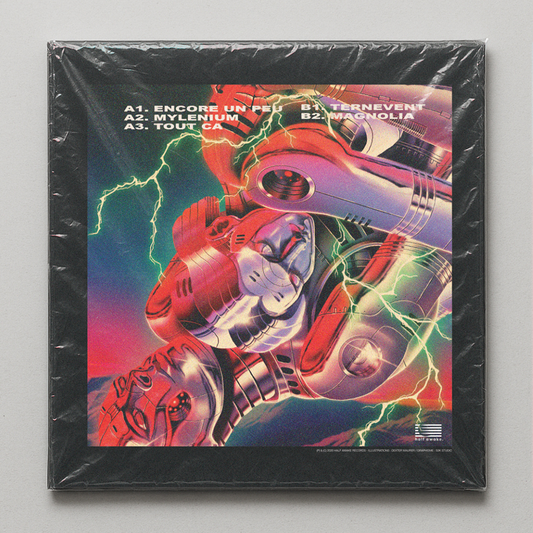 ULTRA TAPE - Edition limitée (Bonus track inclus)