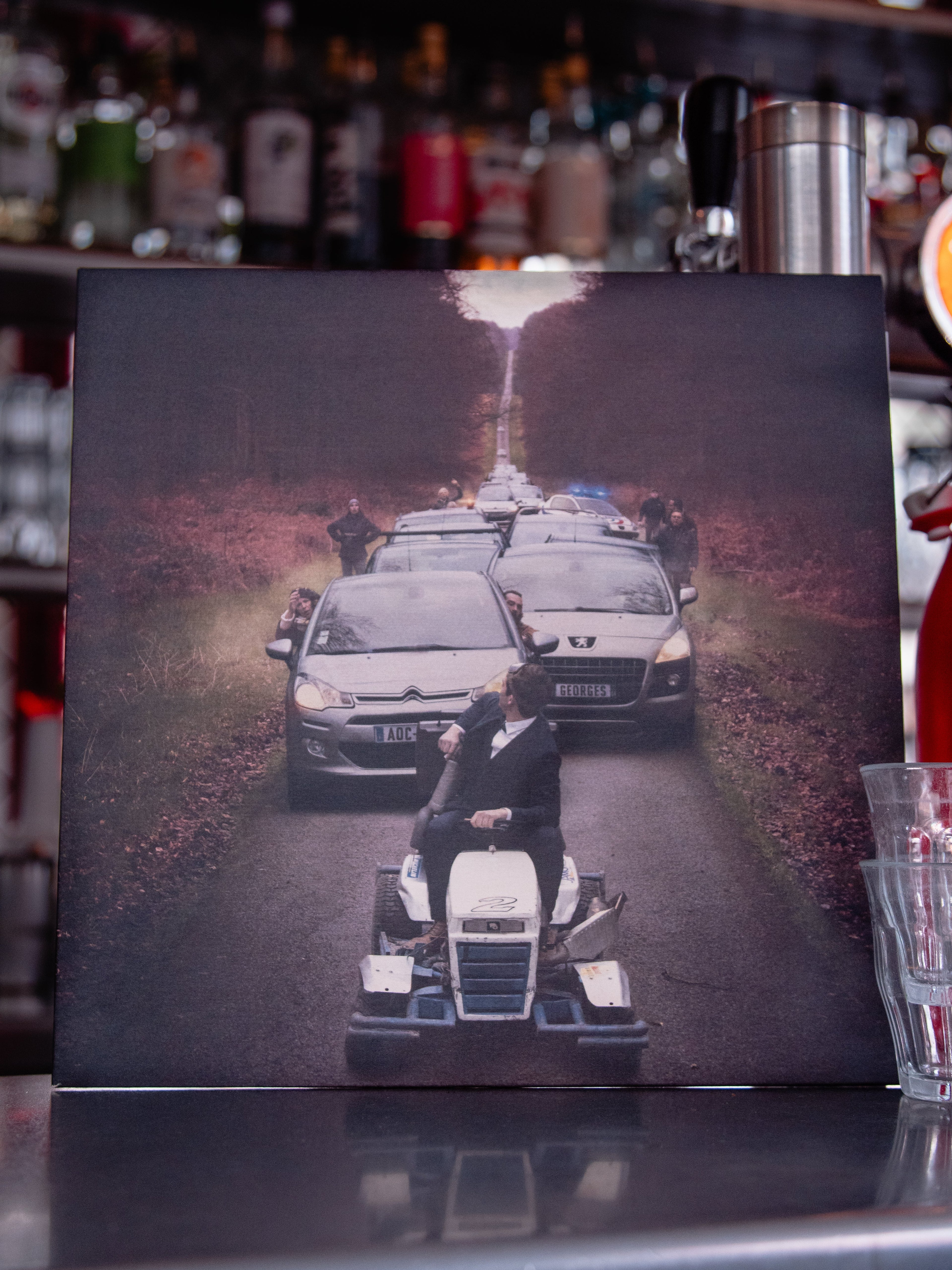Bundle : T-Shirt AOC Records ROUGE + Vinyle "Georges - Georges"