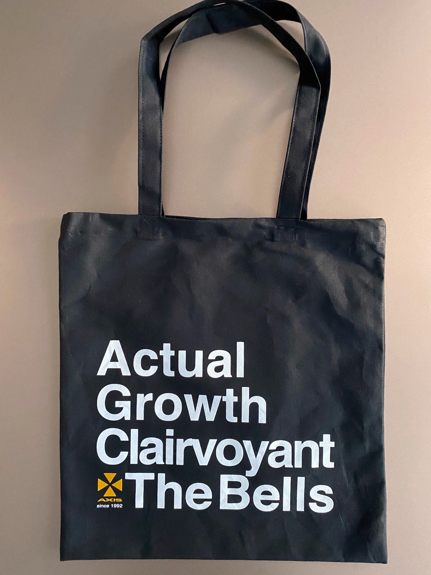 1638290717_tote1