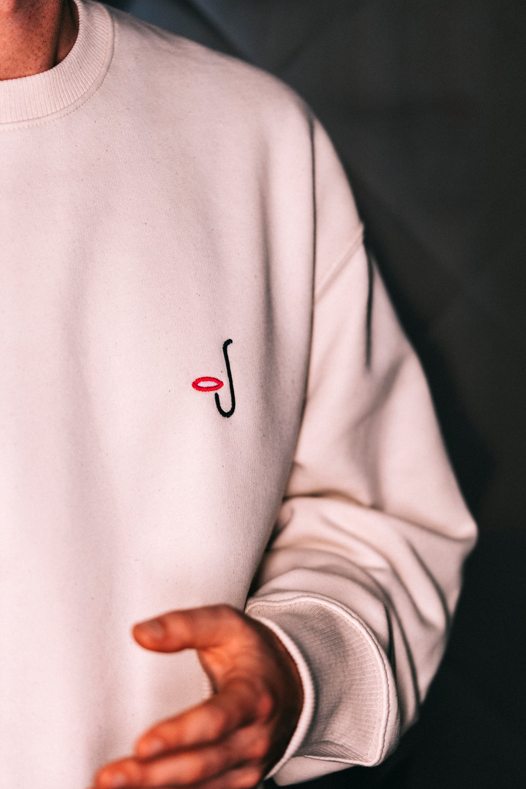 Sweat broderie - 9 Pieces