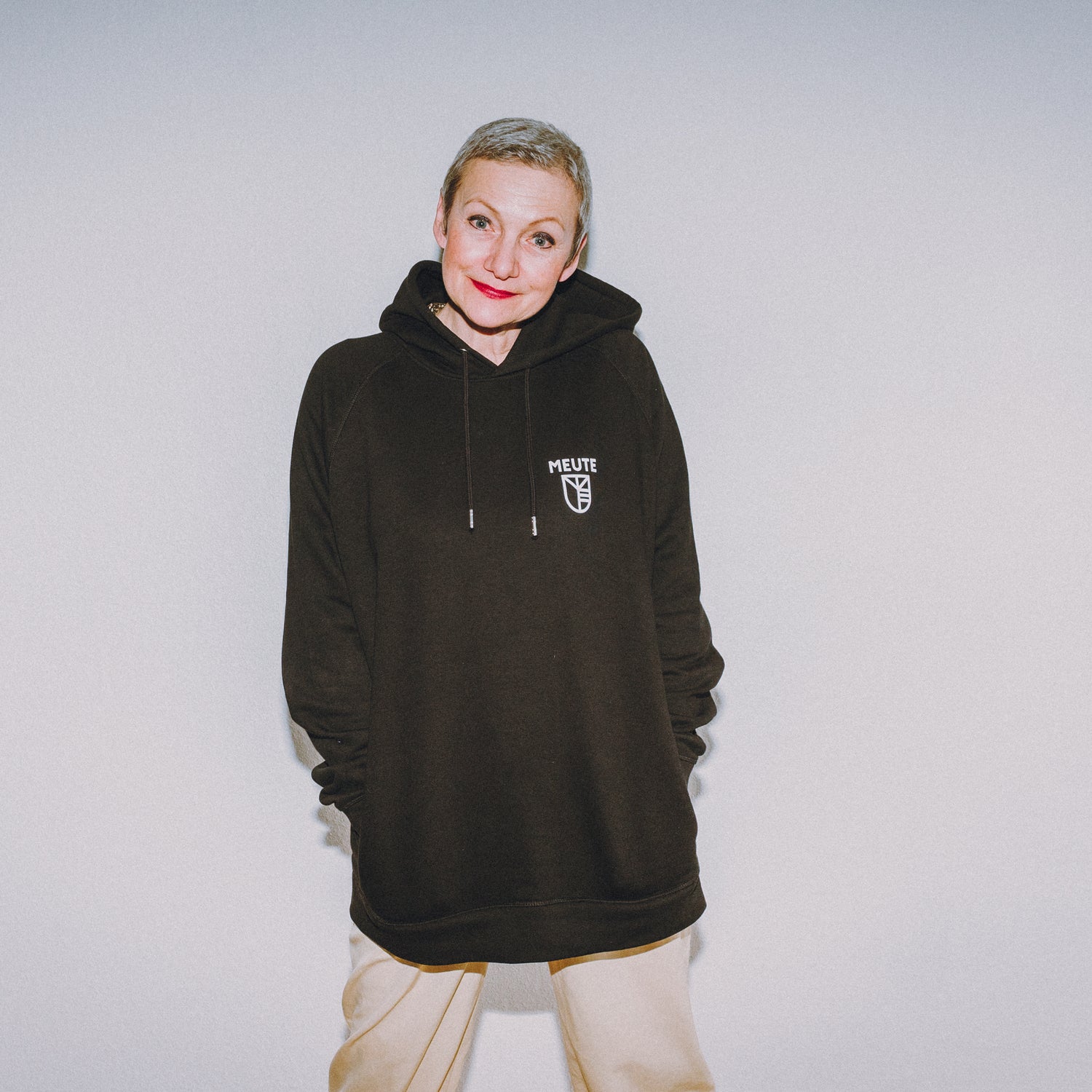 HOODIE - TAPE LOGO